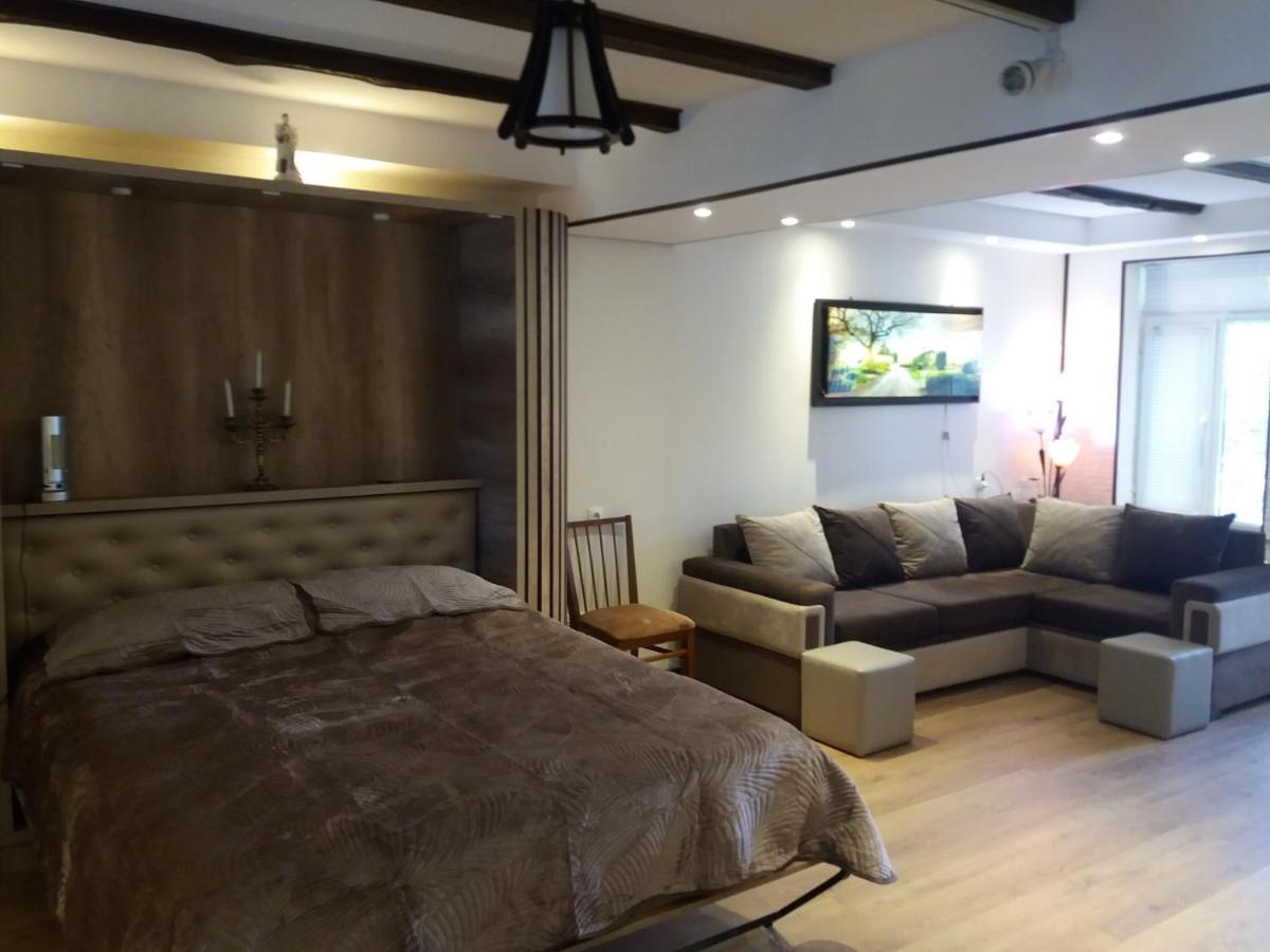 Apartment B O R A Tskaltubo ภายนอก รูปภาพ