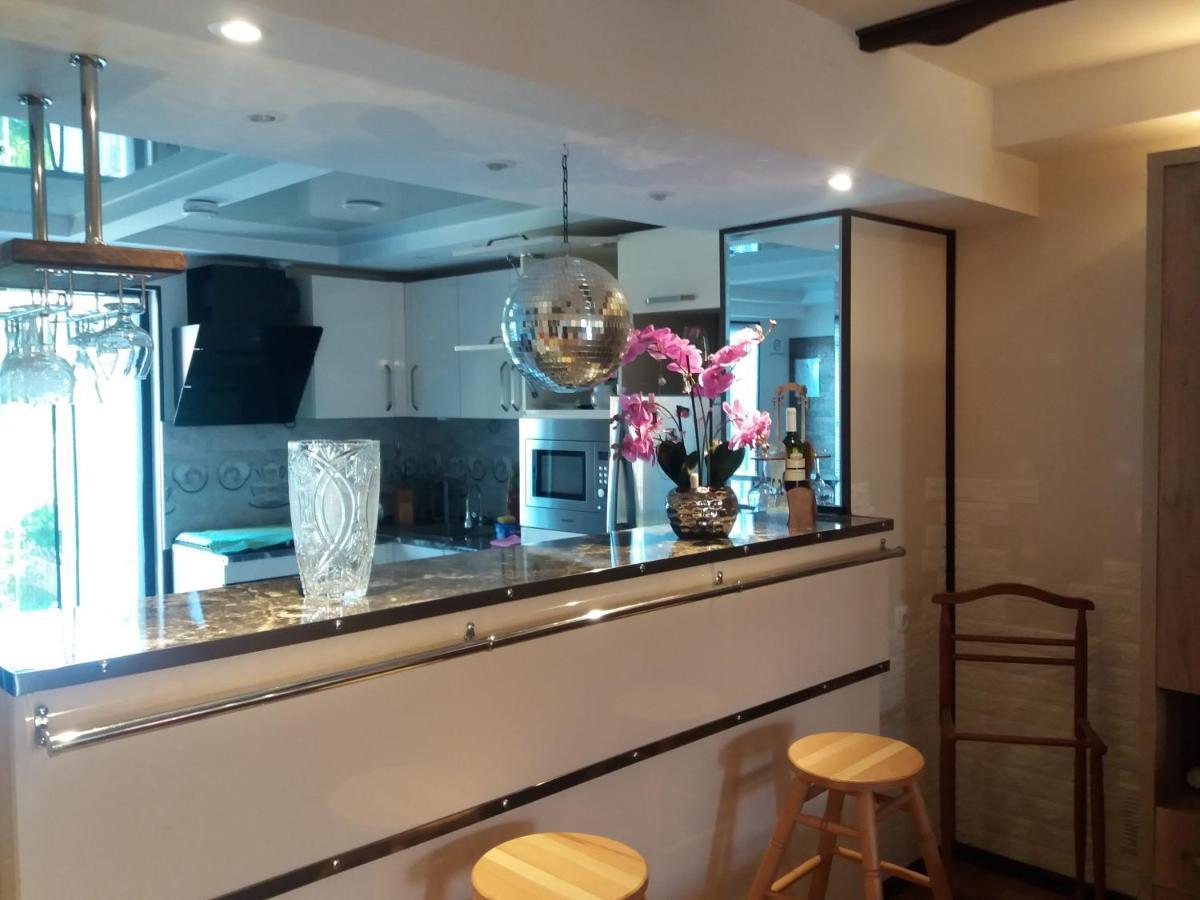 Apartment B O R A Tskaltubo ภายนอก รูปภาพ