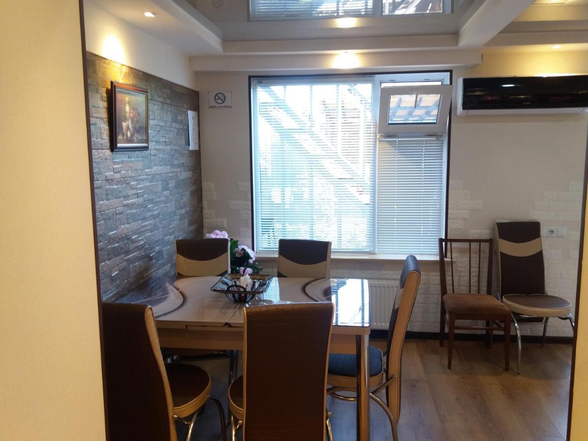 Apartment B O R A Tskaltubo ภายนอก รูปภาพ