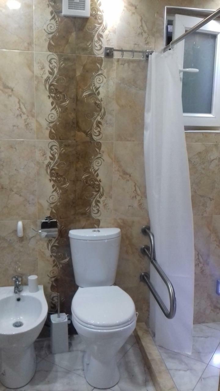 Apartment B O R A Tskaltubo ภายนอก รูปภาพ